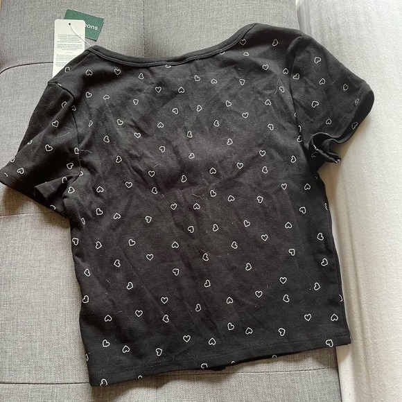 TWIK Button down Shortsleeve cardigan top
Size: XS - Picture 2 of 4